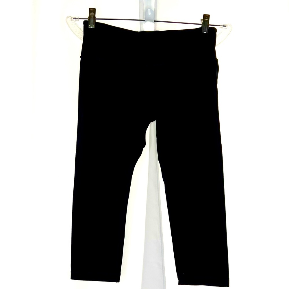 LULULEMON Cropped Leggings-Y2K adjacent-Older logo D